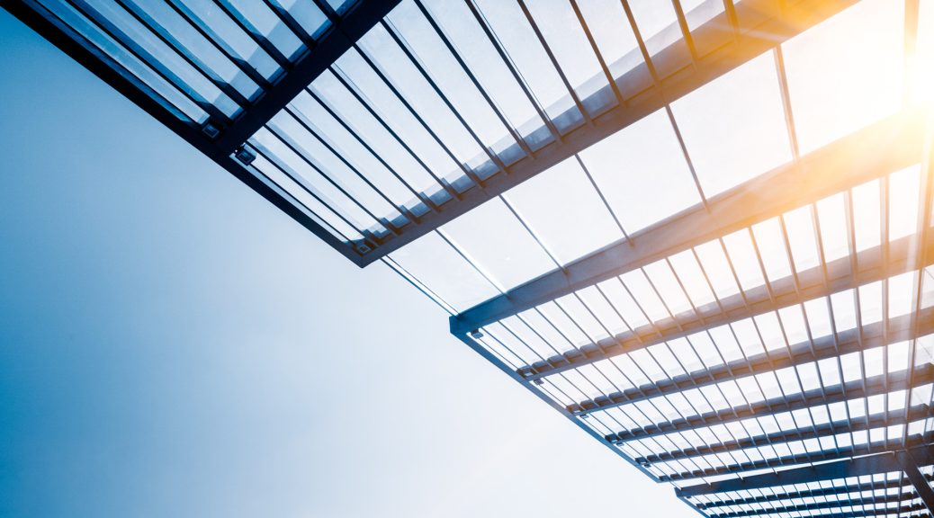 Comment choisir une pergola à Reims adaptée au climat de la Champagne ?
